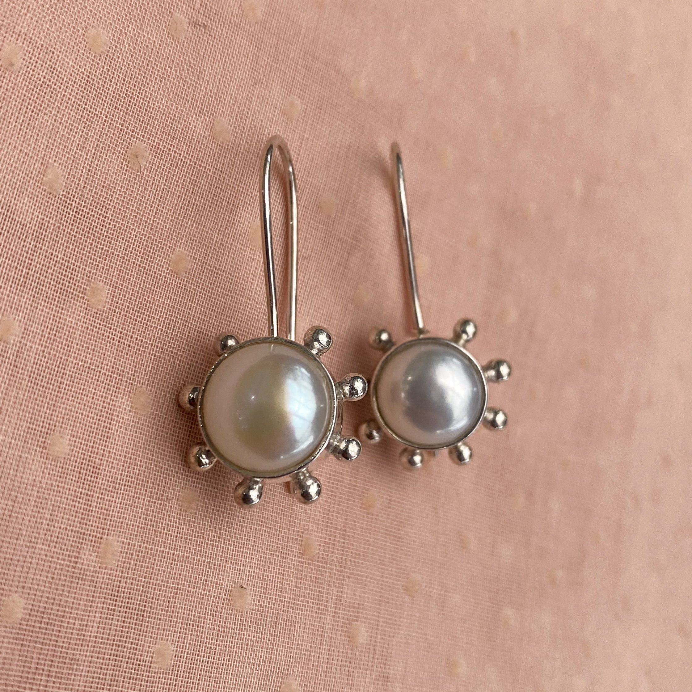 Decorative Single Pearl Drop Earring
