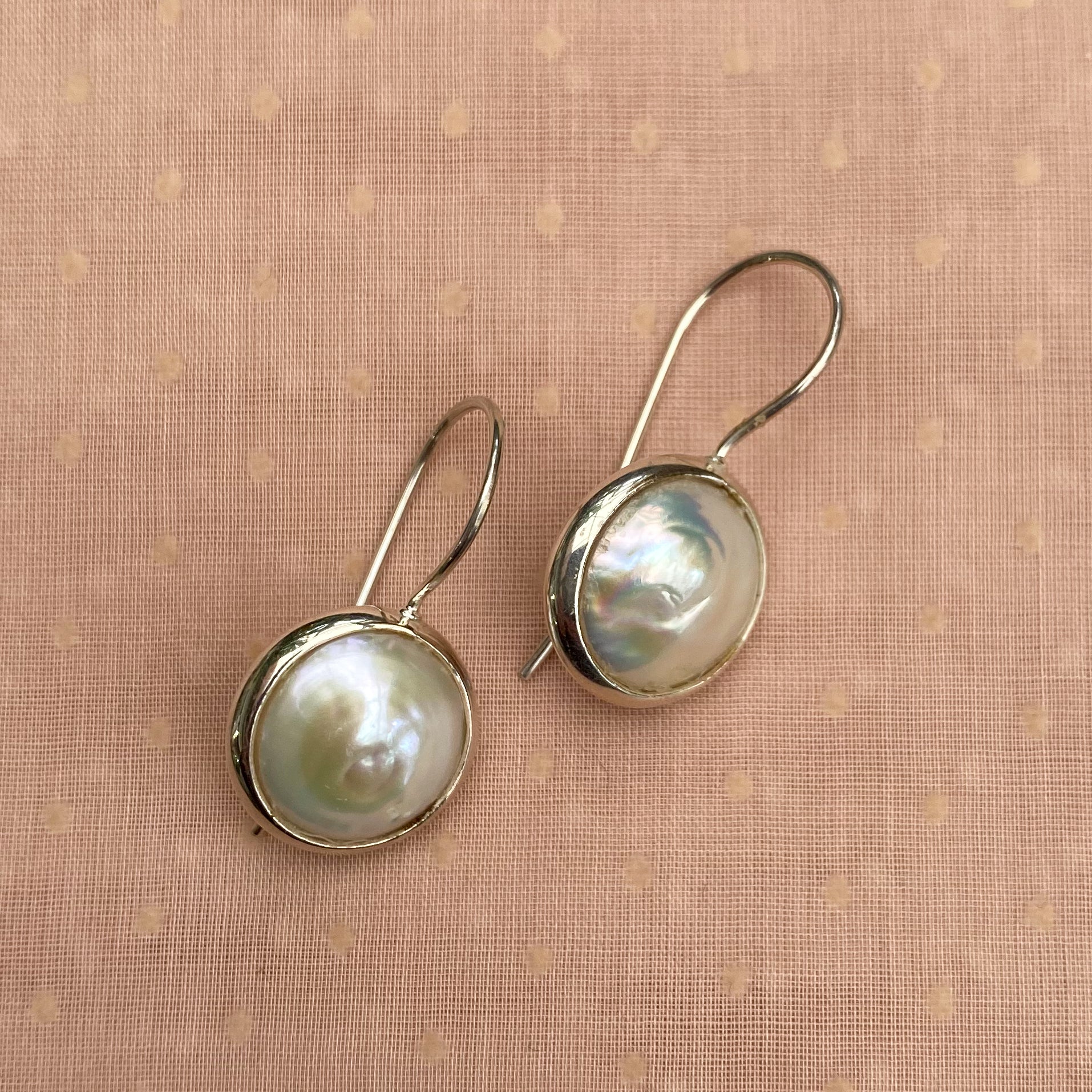 Flat Pearl Drop Earring