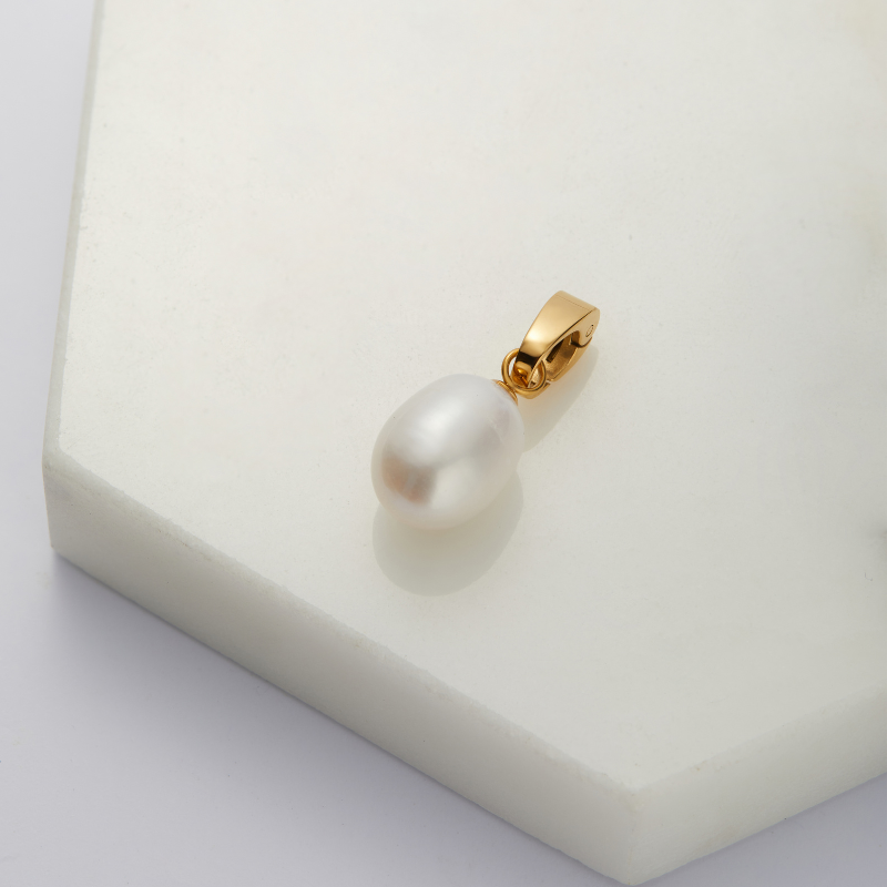 Pearl Charm