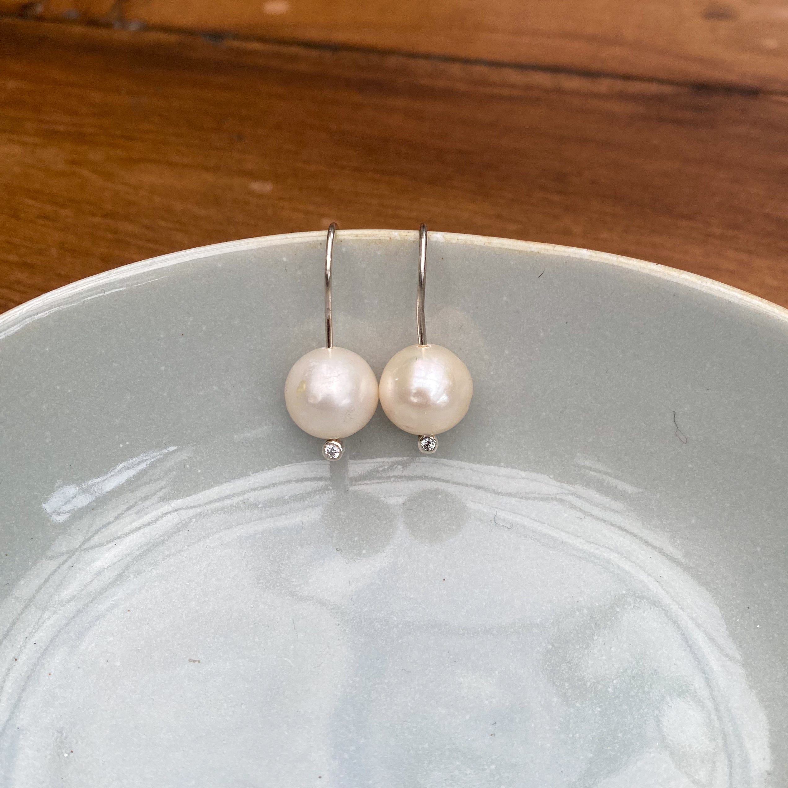 Single Pearl Drop Earring